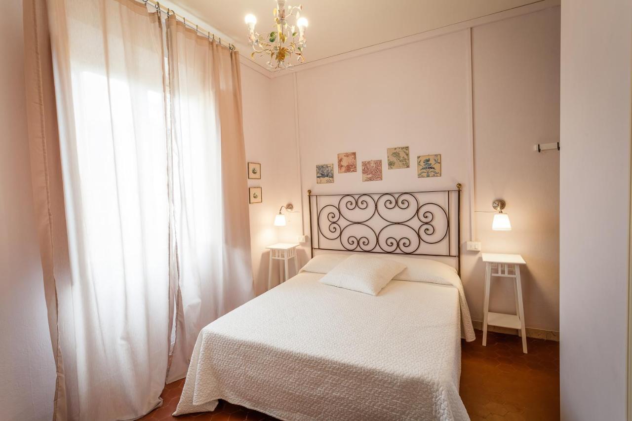 Il Piccolo Verde Affittacamere Terranuova Bracciolini Habitación foto